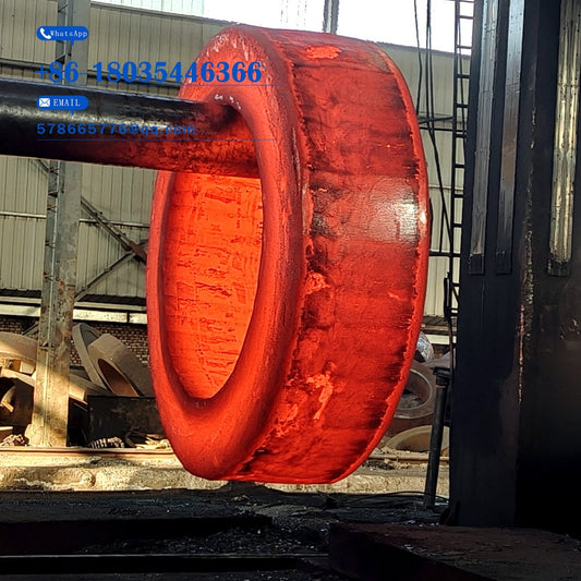 Hot Large Seamless Forged Ring Blank
