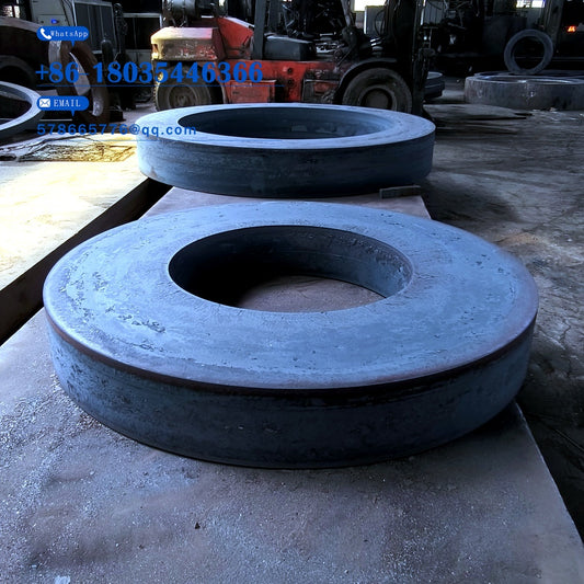 Large Flat Seamless Forged Ring Blank
