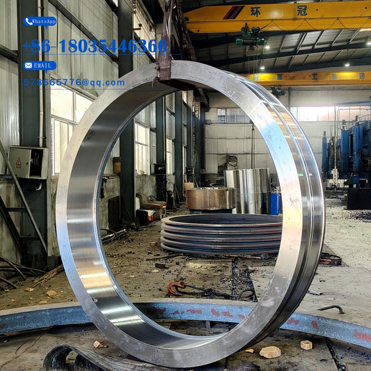 Large Seamless Rolled Ring