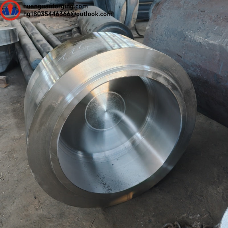 Hydraulic cylinder forging