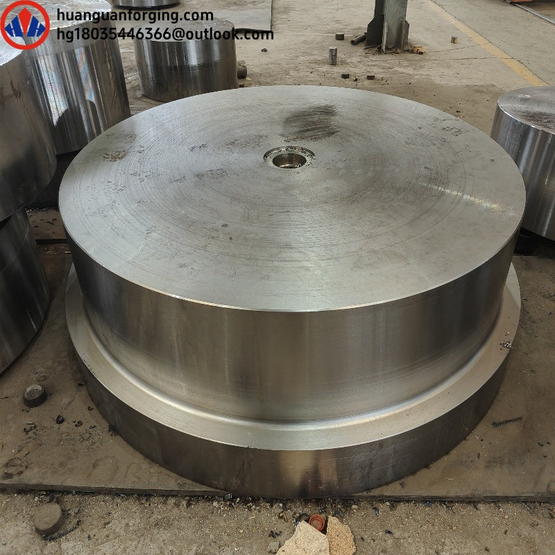 Giant disk forging
