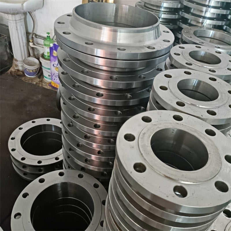 Flat welding flange